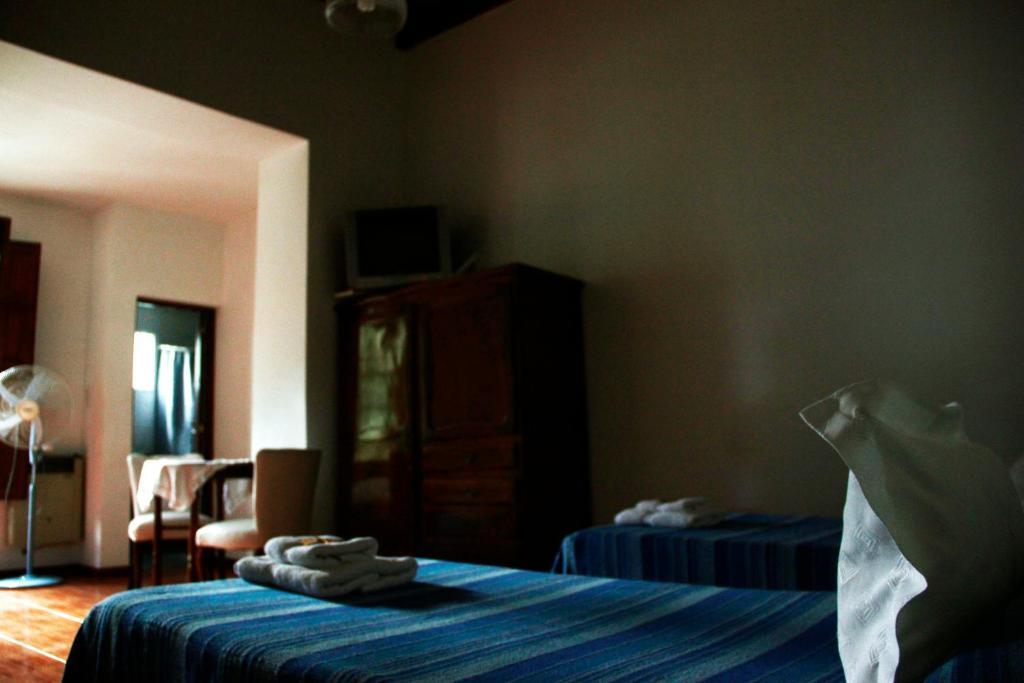 Hostal El Cerrito San Lorenzo Сан-Лоренцо Екстер'єр фото