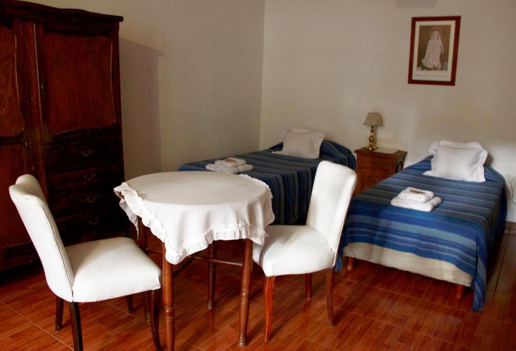 Hostal El Cerrito San Lorenzo Сан-Лоренцо Екстер'єр фото