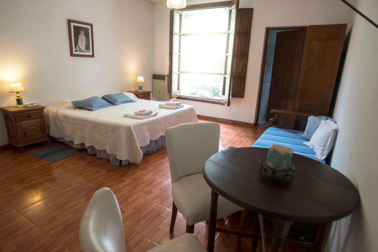 Hostal El Cerrito San Lorenzo Сан-Лоренцо Екстер'єр фото