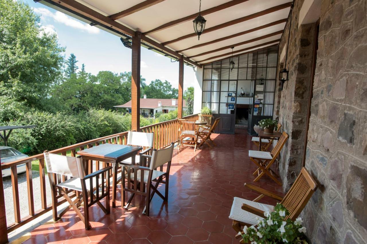 Hostal El Cerrito San Lorenzo Сан-Лоренцо Екстер'єр фото